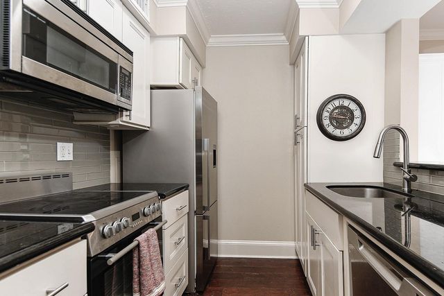 3402 Garrott Street 2, Houston, TX 77006