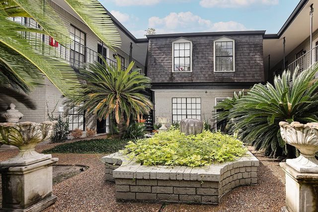 3402 Garrott Street 2, Houston, TX 77006