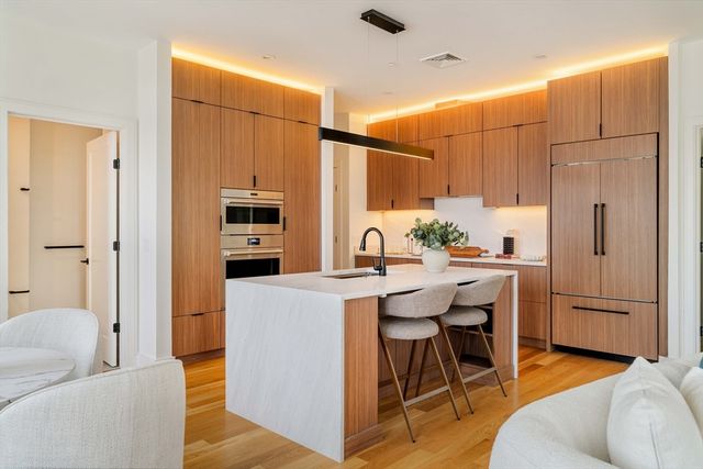 58 Kent U404, Brookline, MA 02445