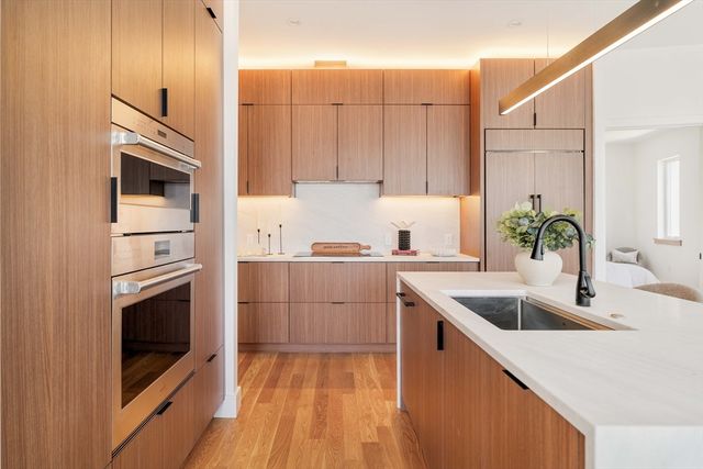 58 Kent U404, Brookline, MA 02445