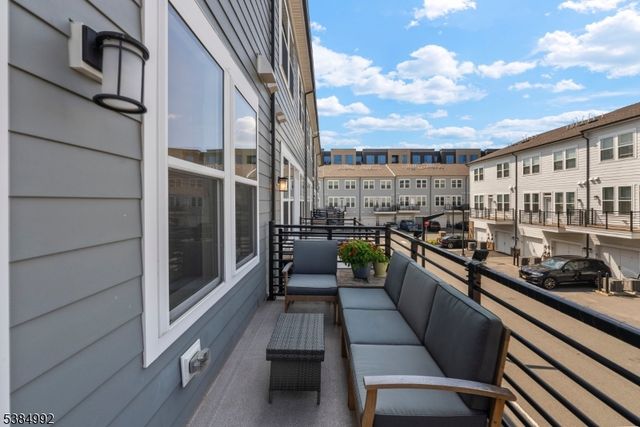 4 Sadie Cir 4205, Union Twp., NJ 07083