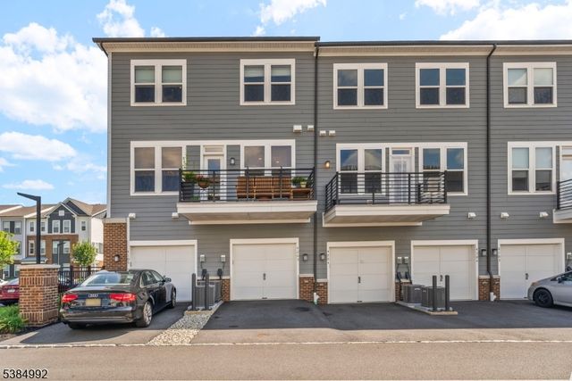 4 Sadie Cir 4205, Union Twp., NJ 07083