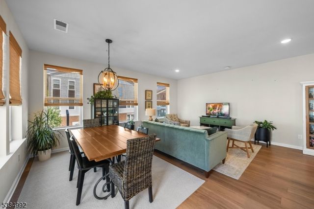 4 Sadie Cir 4205, Union Twp., NJ 07083