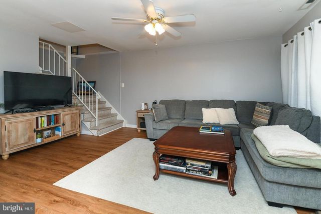 87 WOODWAY DR, West Deptford, NJ 08066