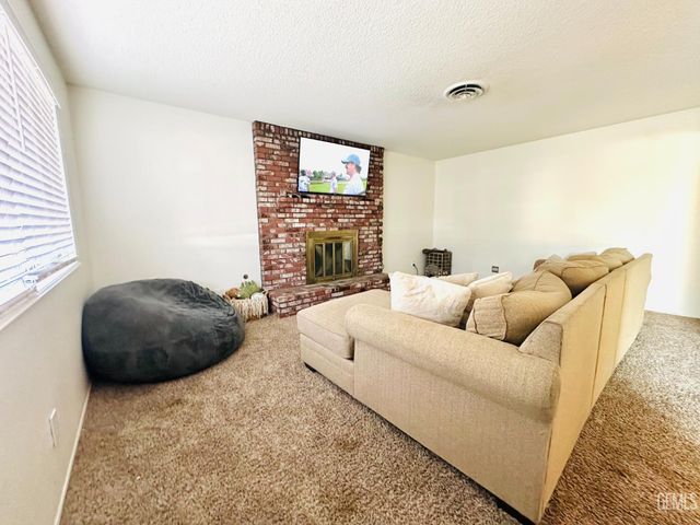 3601 Jody Court, Bakersfield, CA 93308