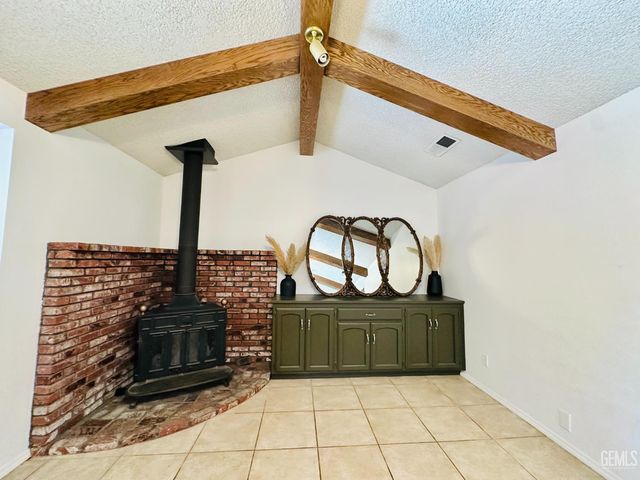 3601 Jody Court, Bakersfield, CA 93308