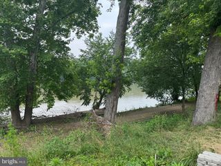 164 MAGRUDER AVENUE, Falling Waters, WV 25419