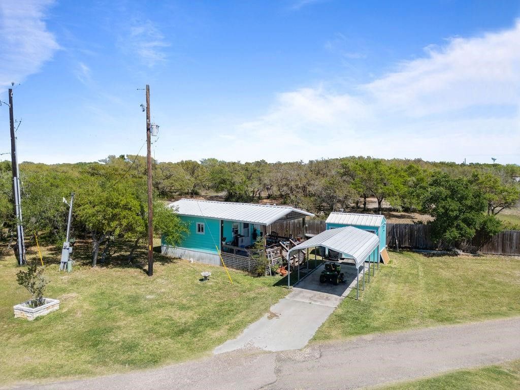1421 W Corpus Christi St, Rockport, TX 78382 — photo 5