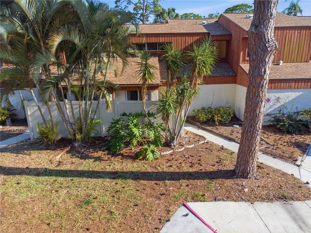 2058 SUNSET POINT ROAD 15, Clearwater, FL 33765