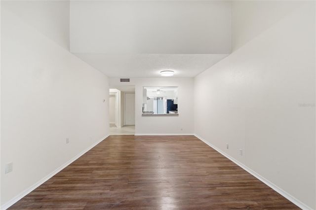 2058 SUNSET POINT ROAD 15, Clearwater, FL 33765
