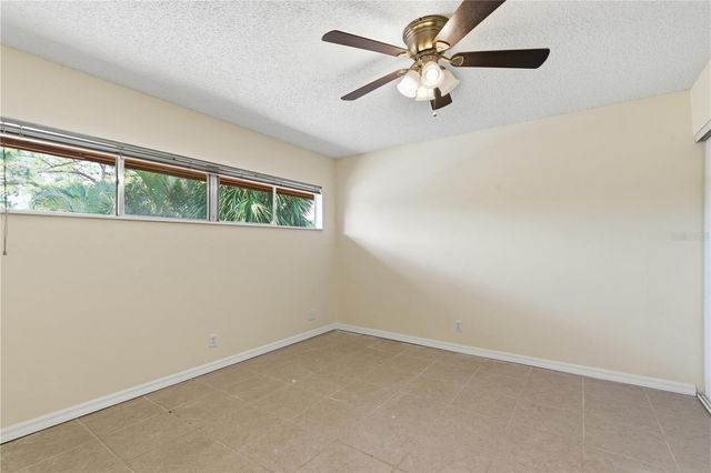 2058 SUNSET POINT ROAD 15, Clearwater, FL 33765