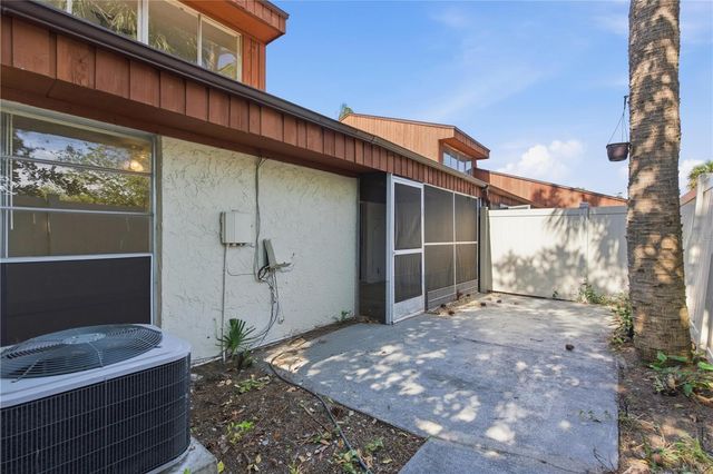 2058 SUNSET POINT ROAD 15, Clearwater, FL 33765