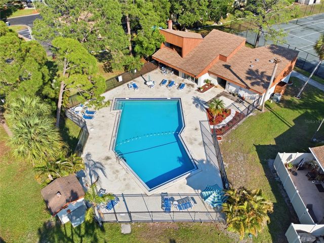 2058 SUNSET POINT ROAD 15, Clearwater, FL 33765