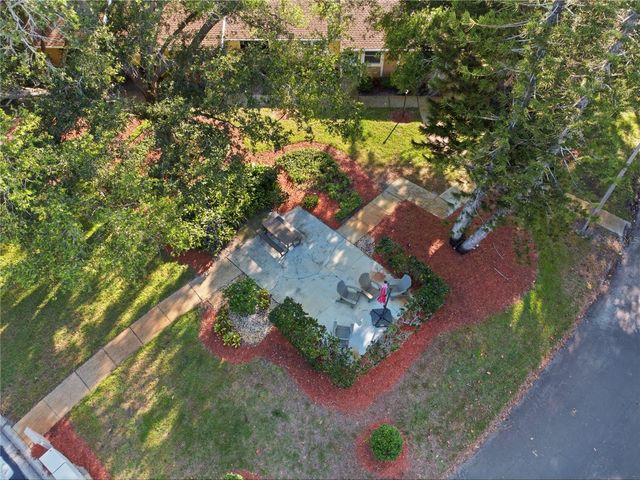 2058 SUNSET POINT ROAD 15, Clearwater, FL 33765
