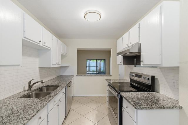 2058 SUNSET POINT ROAD 15, Clearwater, FL 33765