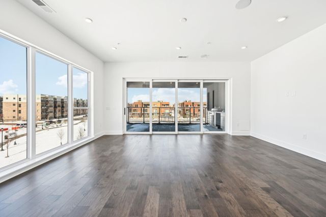 270 Dickenson Street, 301, Columbus, OH 43215