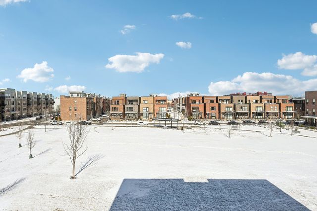 270 Dickenson Street, 301, Columbus, OH 43215