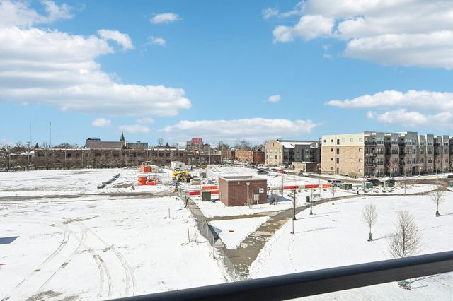 270 Dickenson Street, 301, Columbus, OH 43215