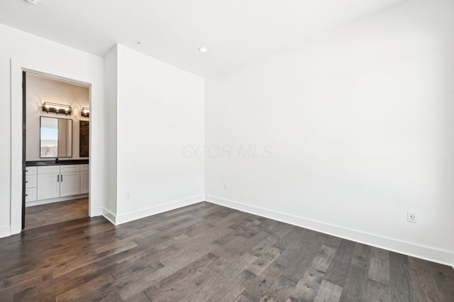 270 Dickenson Street, 301, Columbus, OH 43215