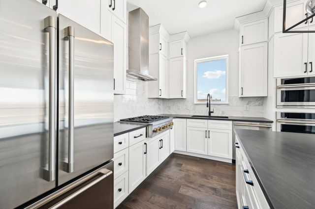 270 Dickenson Street, 301, Columbus, OH 43215