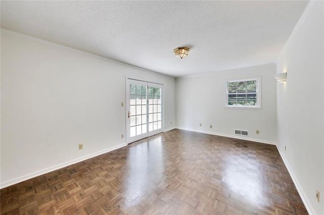 471 Dalrymple Road NE, Sandy Springs, GA 30328