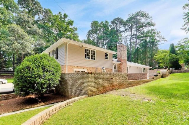 471 Dalrymple Road NE, Sandy Springs, GA 30328
