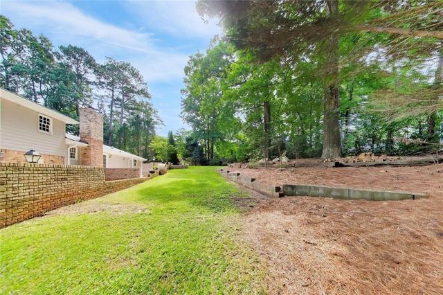 471 Dalrymple Road NE, Sandy Springs, GA 30328