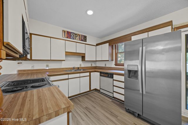 603 E Oak Island Drive, Oak Island, NC 28465