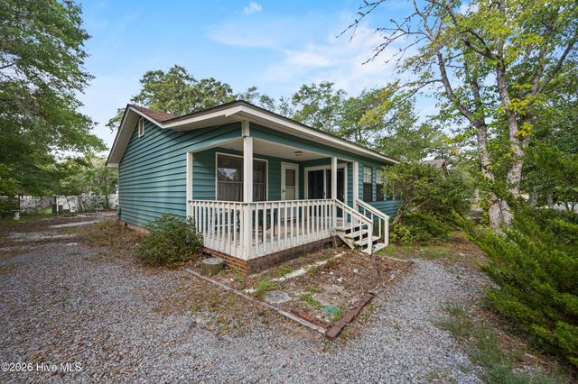 603 E Oak Island Drive, Oak Island, NC 28465