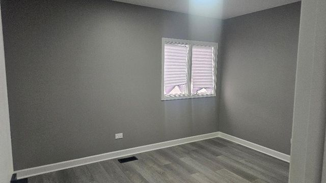 1048 E 194th Place, Glenwood, IL 60425