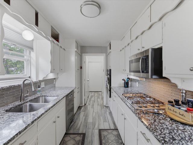 5025 Wyoming Trail, North Richland Hills, TX 76180