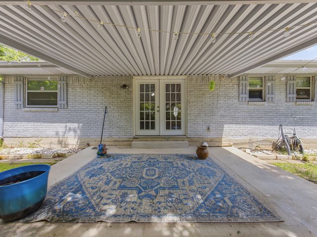 5025 Wyoming Trail, North Richland Hills, TX 76180