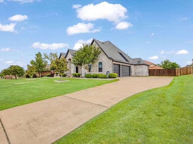 418 Ranchero Drive, Sunnyvale, TX 75182
