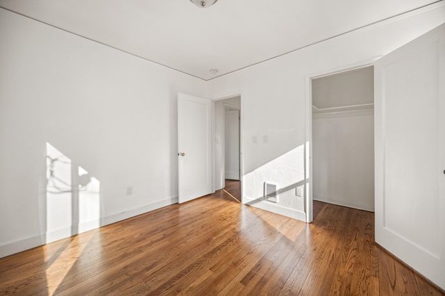 6320 Shattuck Ave, Oakland, CA 94609