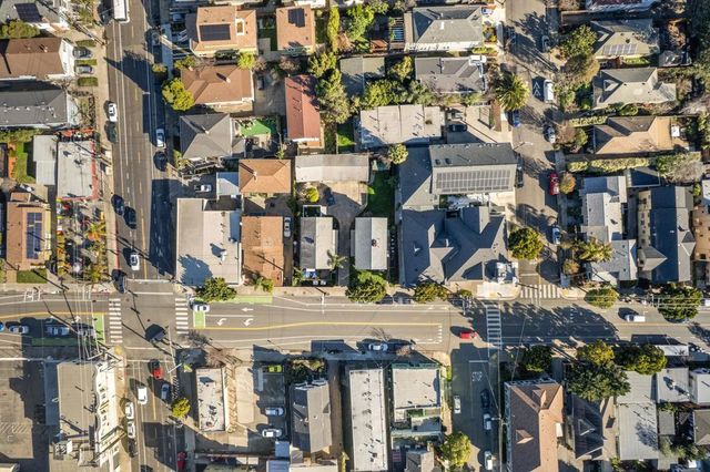 6320 Shattuck Ave, Oakland, CA 94609