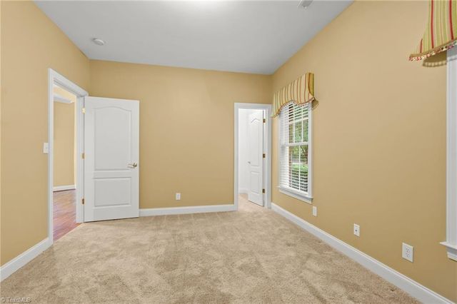 3940 Newport Court, High Point, NC 27265