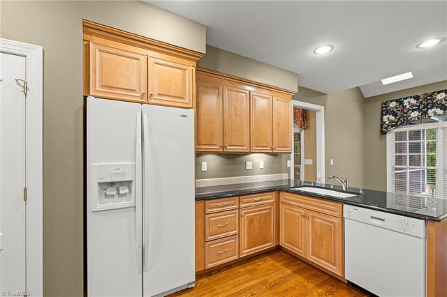 3940 Newport Court, High Point, NC 27265
