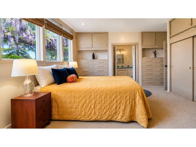 27777 SNYDER Rd, Junction City, OR 97448