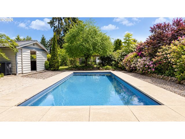 27777 SNYDER Rd, Junction City, OR 97448