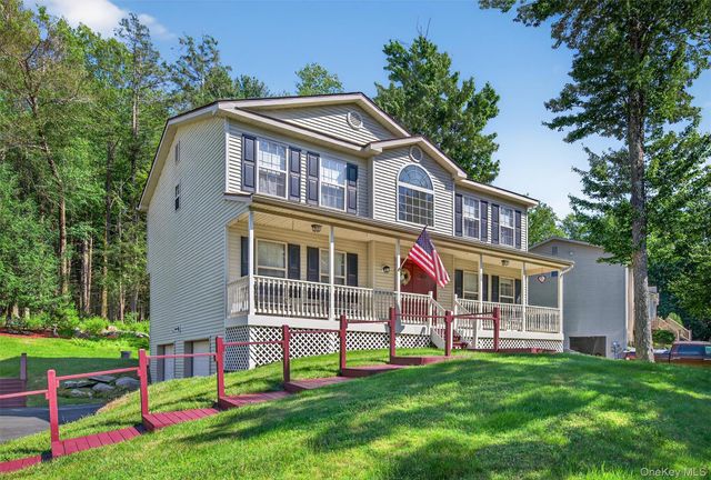 20 Bristol Circle, Rock Hill, NY 12775