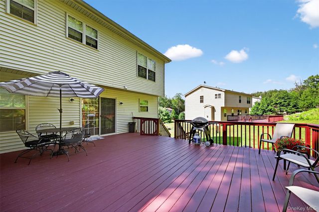 20 Bristol Circle, Rock Hill, NY 12775