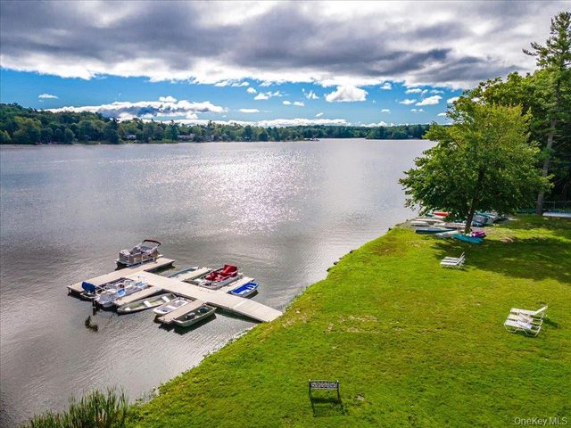 20 Bristol Circle, Rock Hill, NY 12775