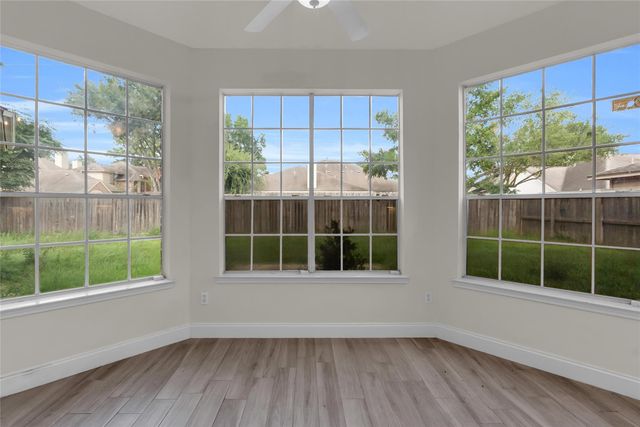 16415 Lakestone Drive, Tomball, TX 77377