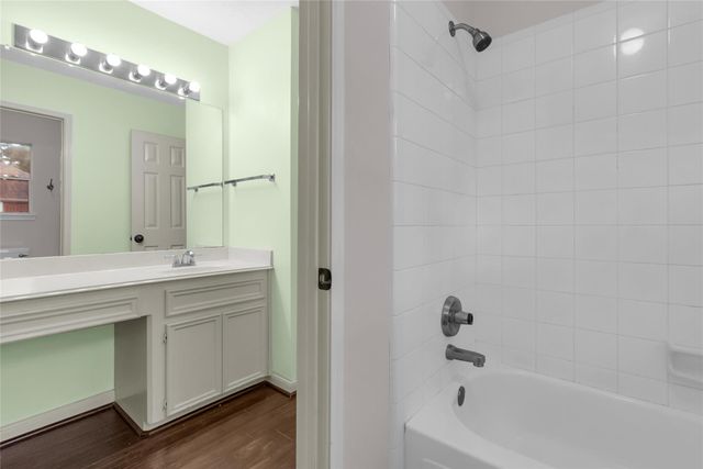 16415 Lakestone Drive, Tomball, TX 77377