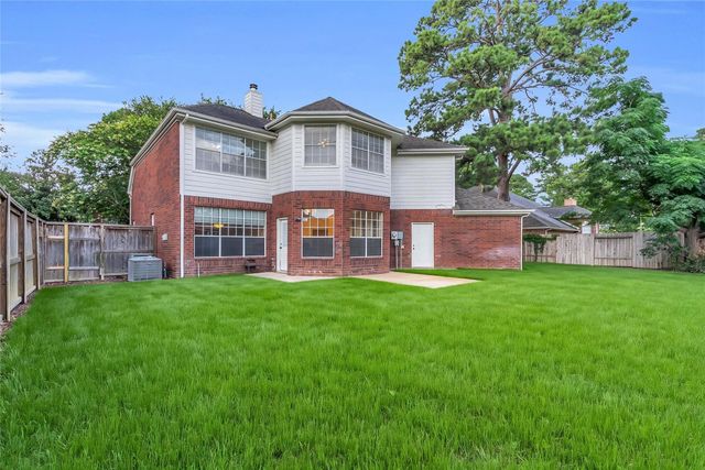 16415 Lakestone Drive, Tomball, TX 77377