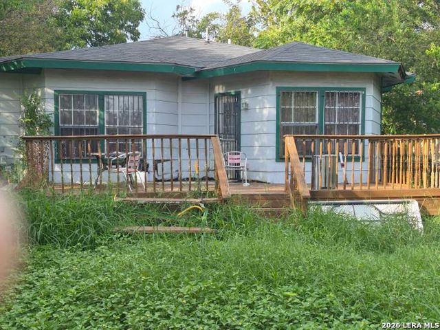 1608 W FRENCH PL, San Antonio, TX 78201