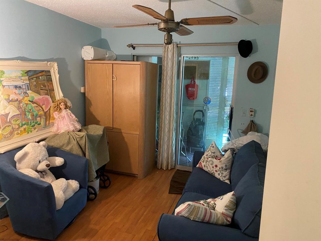 Image 10 of property listing at 354 Mansfield I 354, Boca Raton, FL 33434
