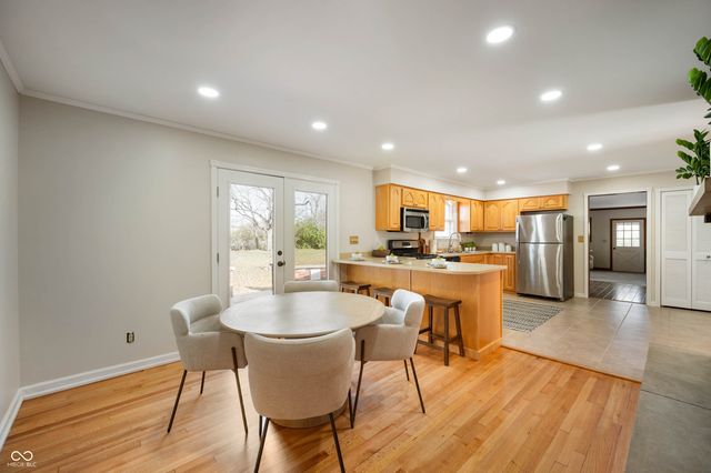 6208 W 100 S, New Palestine, IN 46163