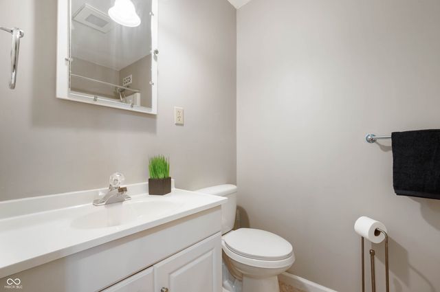 6208 W 100 S, New Palestine, IN 46163