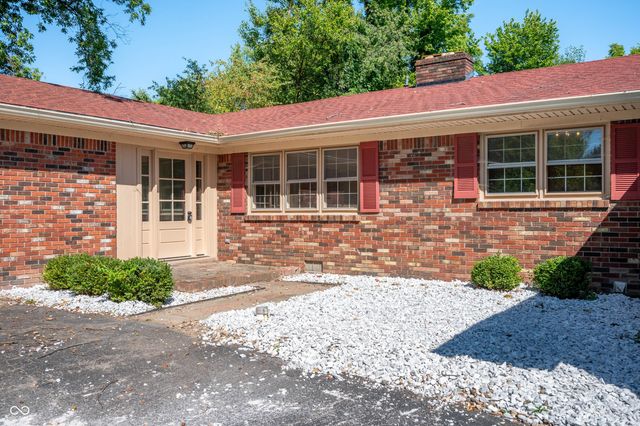 6208 W 100 S, New Palestine, IN 46163